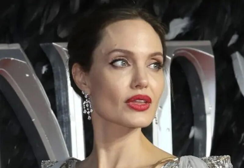 Первый муж Джоли рассказал, как пытался добиться ее расположения