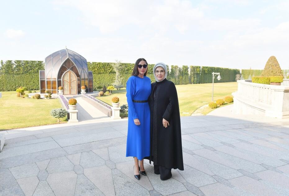 В Анкаре состоялась встреча Первой леди Мехрибан Алиевой и Первой леди Эмине Эрдоган