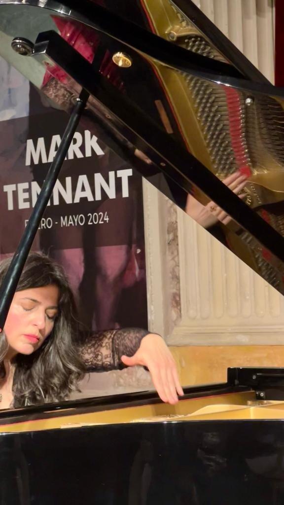 Саида Зульфугарова с успехом выступила с сольным концертом в Барселоне