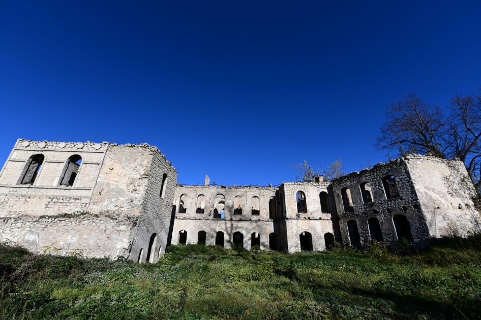 В Ташкенте открылась фотовыставка «В Карабахе снова восходит солнце»