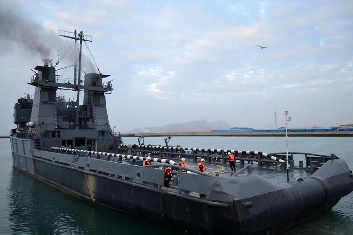 ВМС Азербайджана покинули пункт базирования по сигналу тревоги