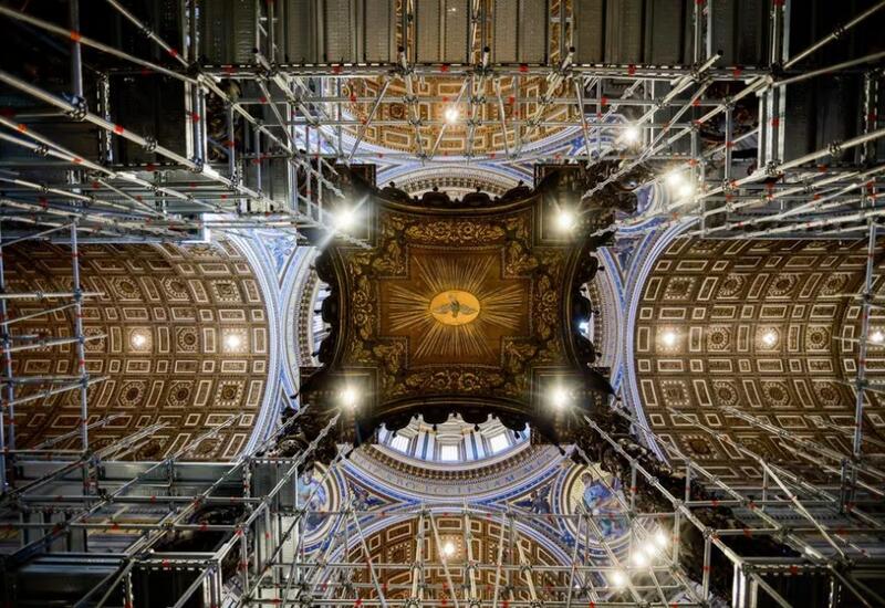 Реставраторы Ватикана приступили к работе над центральным элементом собора Святого Петра