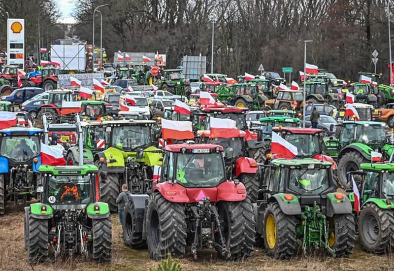 Власти Польши не стали жертвовать выходными ради фермеров