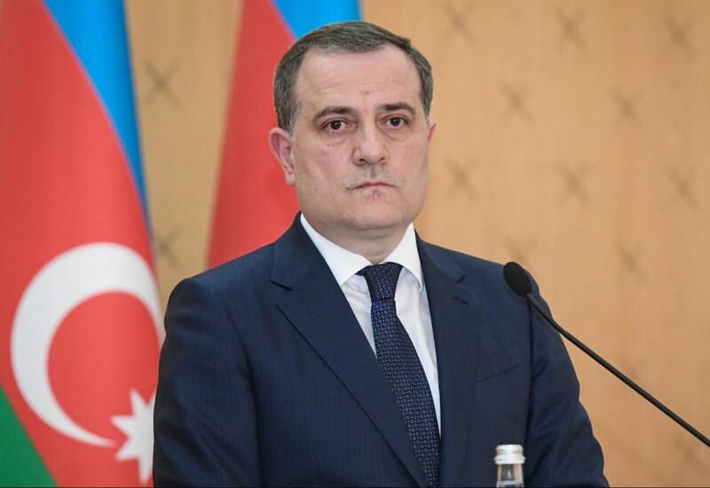 Глава МИД Азербайджана отправился с рабочим визитом в Германию