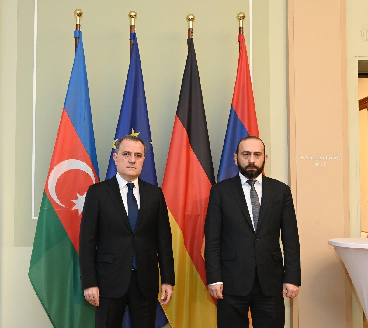 Встреча глав МИД Азербайджана и Армении в Берлине