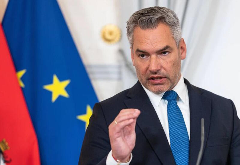 Канцлер Австрии заявил о готовности к переговорам с Россией по Украине