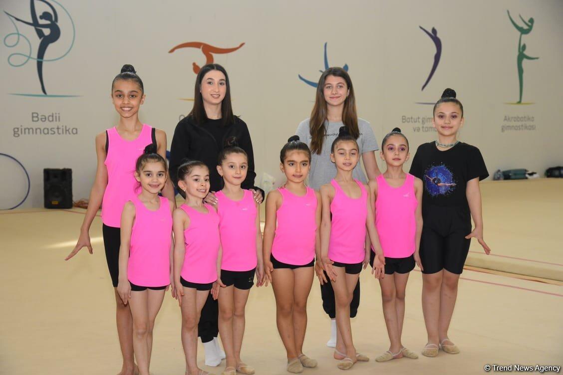 Юные гимнастки из Огуза и Габалы приехали на сборы в Баку