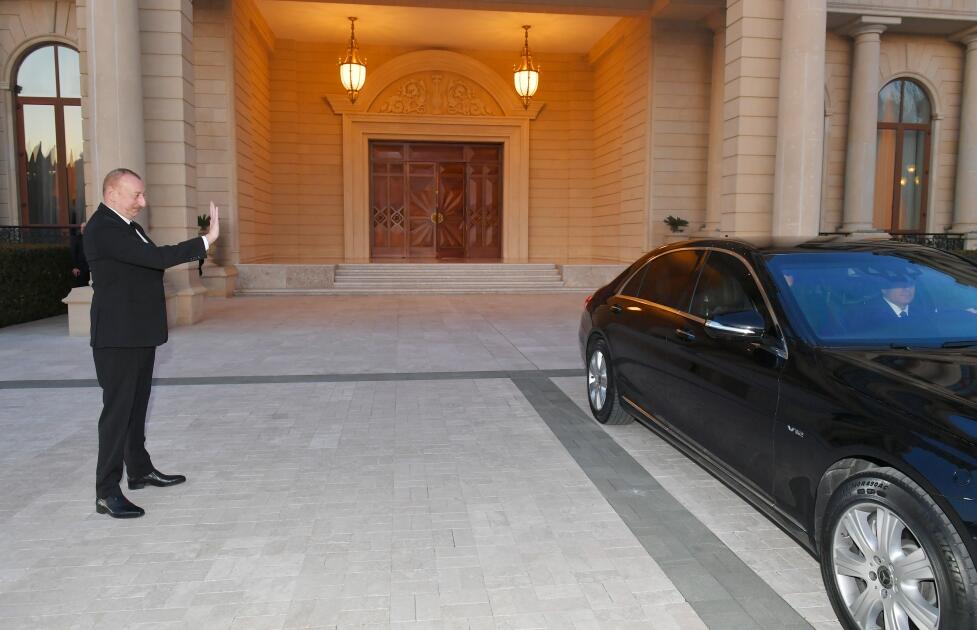 Состоялась встреча Президента Ильхама Алиева с премьер-министром Албании Эди Рамой в расширенном составе