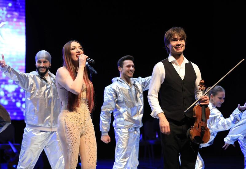 Александр Рыбак и Сабина Бабаева выступили с концертом в Баку