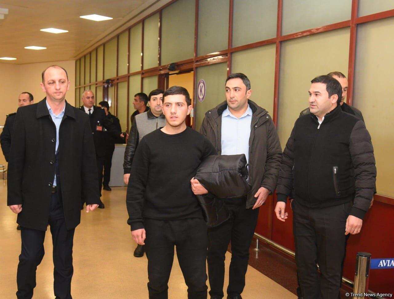 Захваченный армянами азербайджанский военнослужащий доставлен в Баку