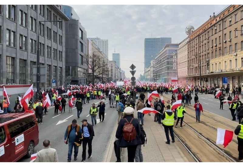 Польские фермеры организовали массовые протесты в центре Варшавы
