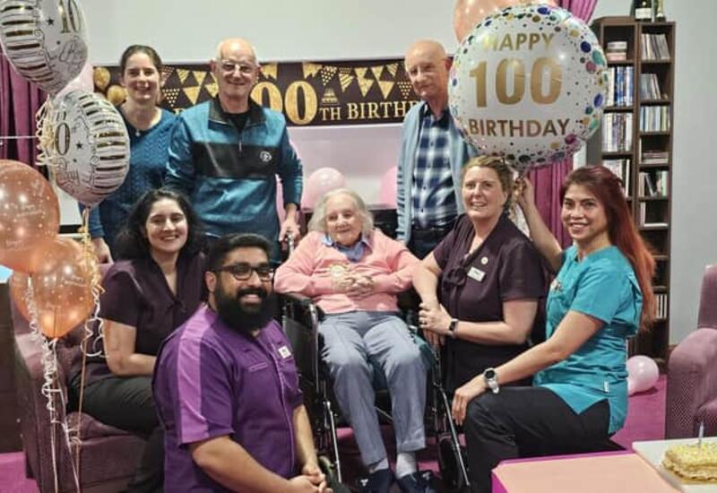 100-летняя британка назвала доступный каждому секрет долгой жизни