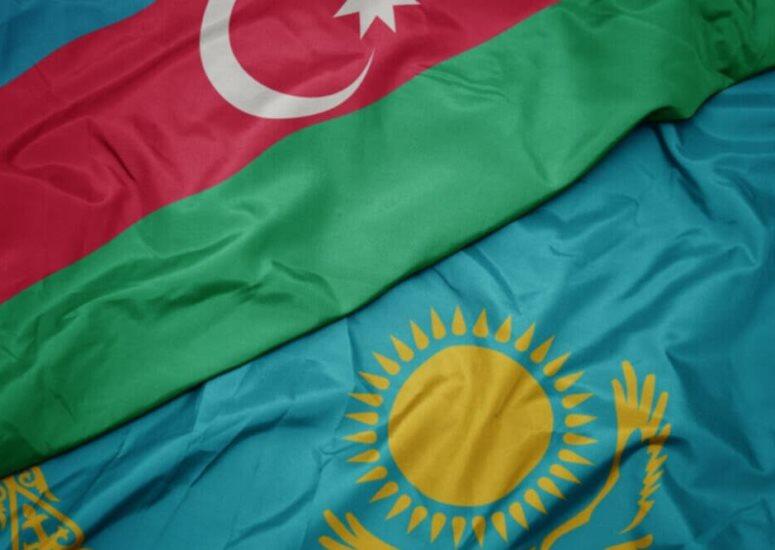 Казахстан и Азербайджан играют незаменимую роль в развитии Среднего коридора и Шелкового пути