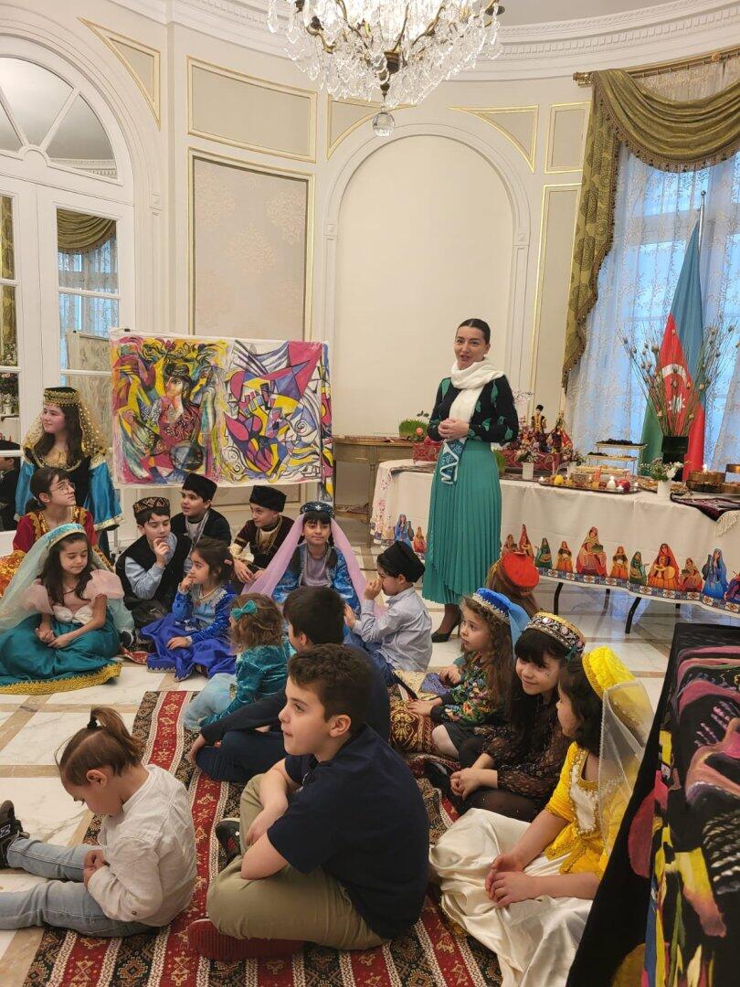 В Париже прошел праздник азербайджанцев, посвященный Новрузу
