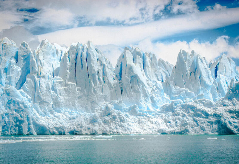 Ученые выяснили, что антарктический ледник размером с Францию все время качается
