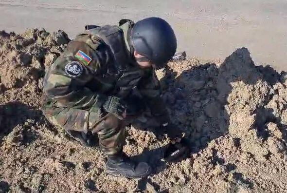 В Абшеронском районе обнаружена боевая граната
