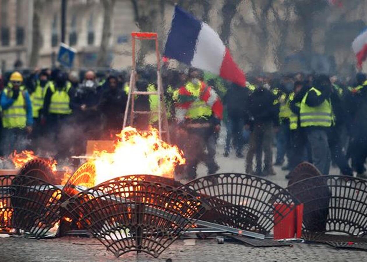 Абсолютное большинство французов не чувствует себя в безопасности