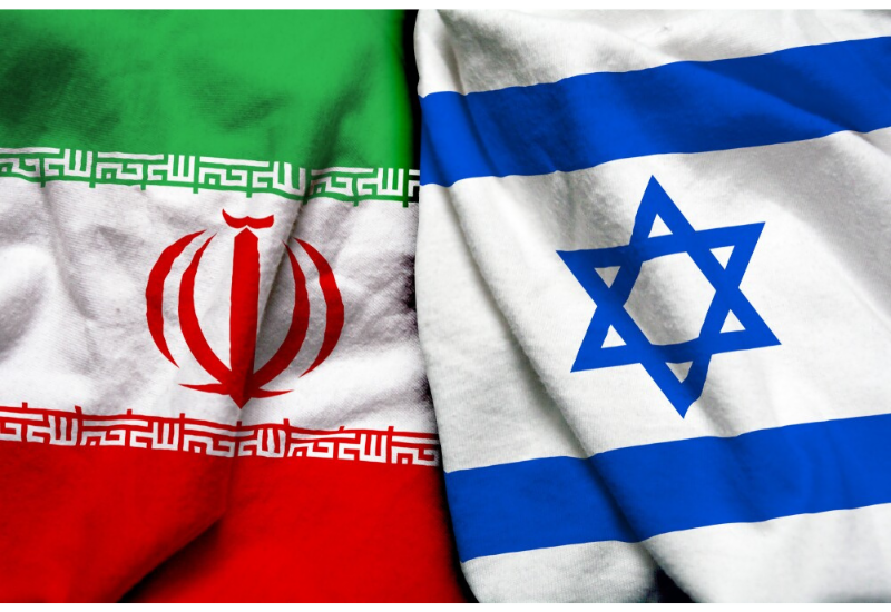 Хаменеи заявил, что Иран заставит Израиль пожалеть