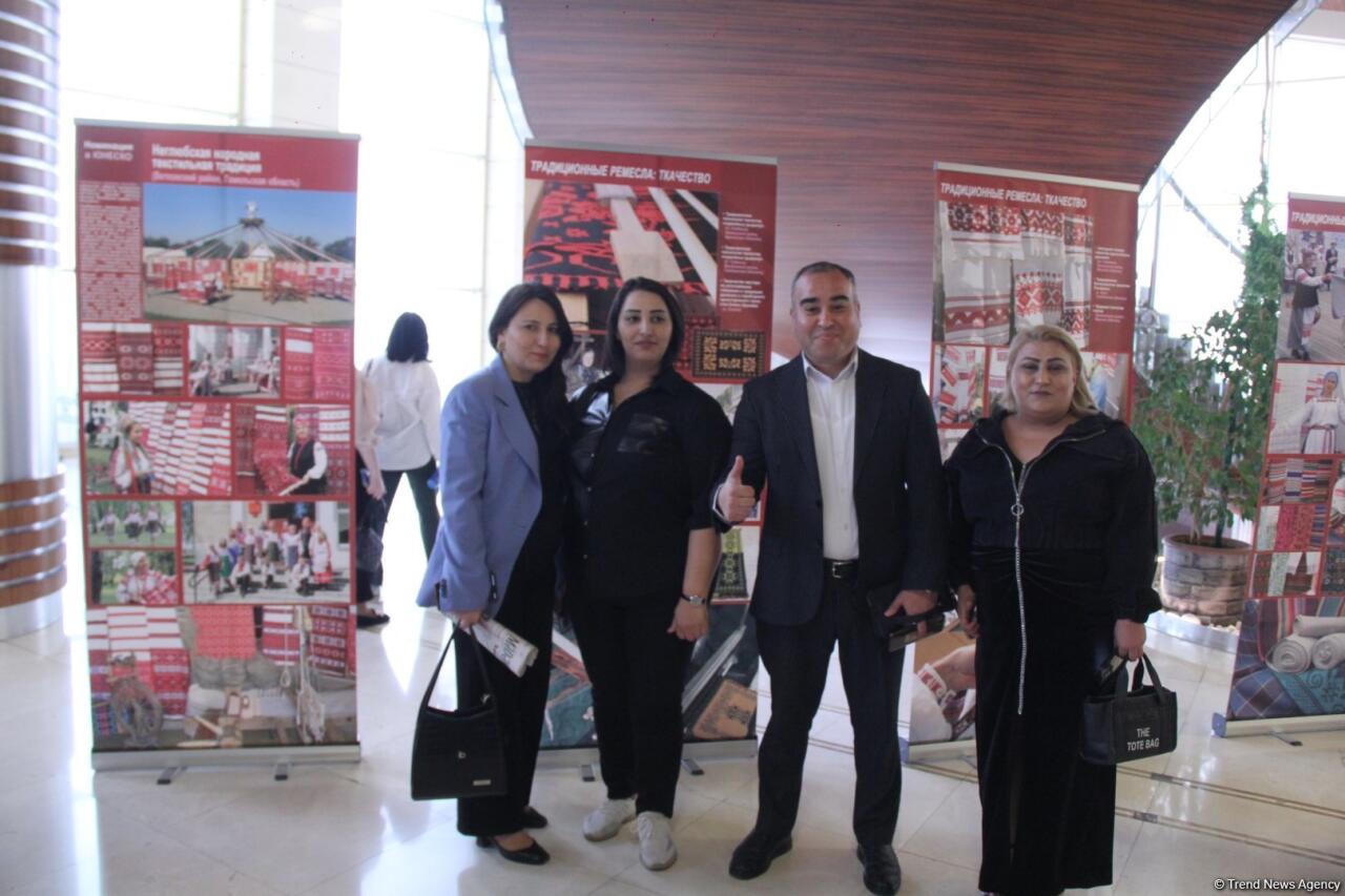 В рамках Дней культуры Беларуси в Азербайджане прошла выставка банеров и работ народных умельцев