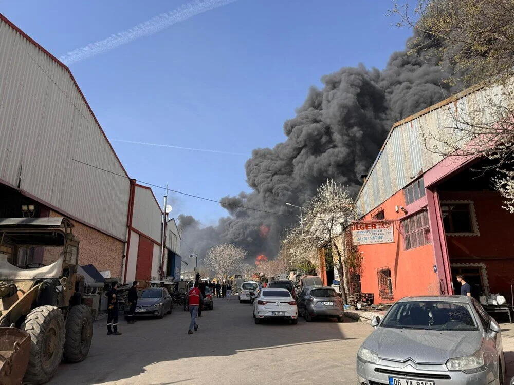 Сильный пожар в Анкаре