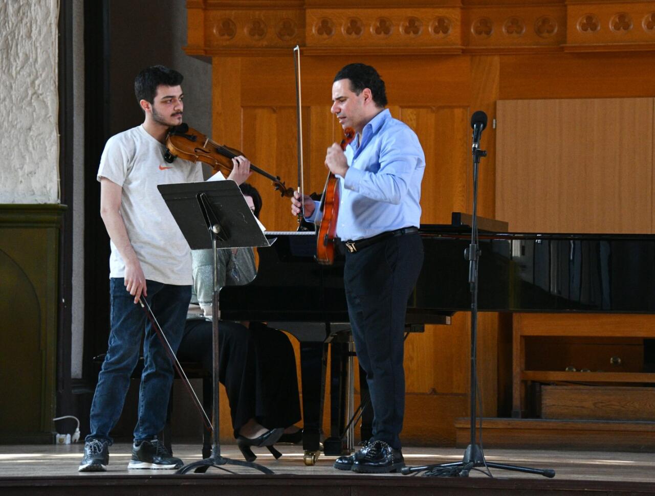Известный музыкант из Германии провел в Баку мастер-класс