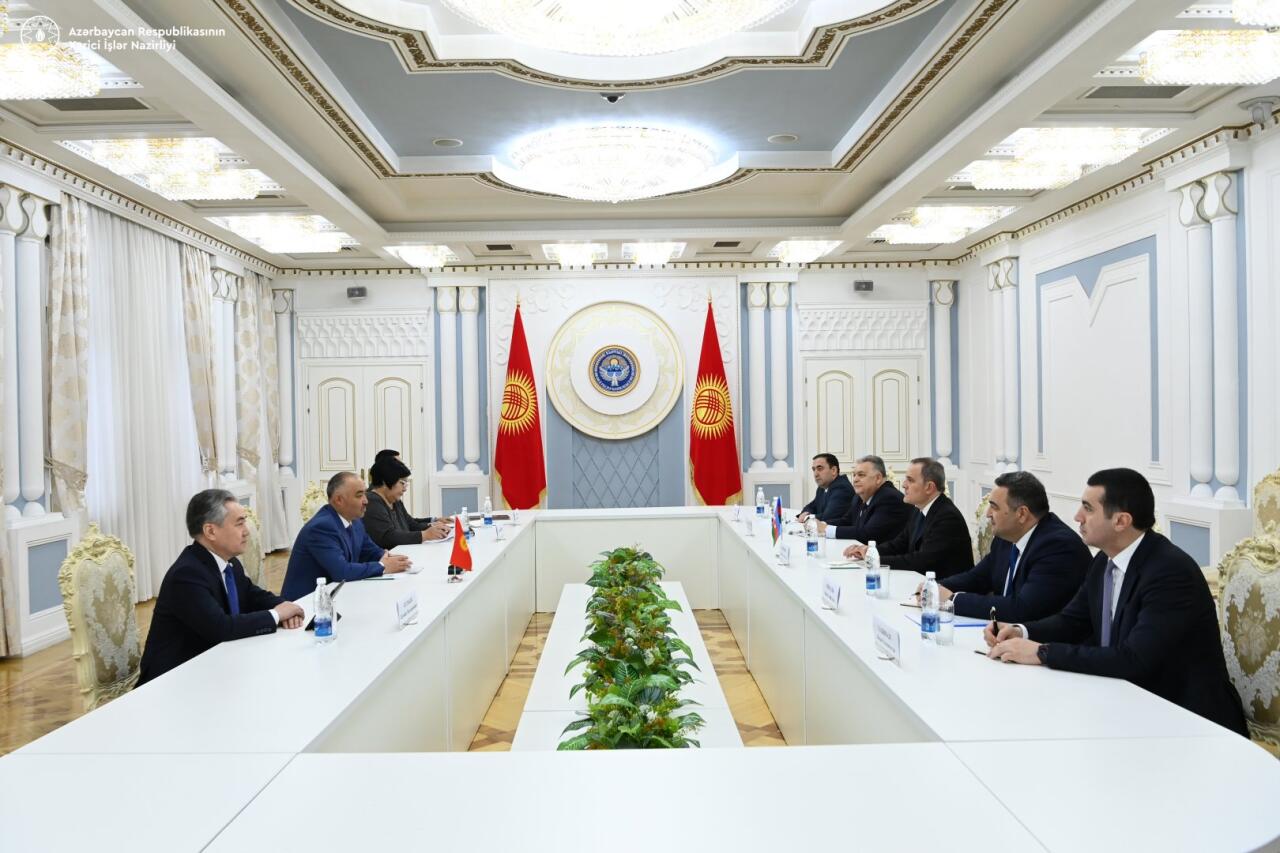 Обсуждены межпарламентские связи между Азербайджаном и Кыргызстаном