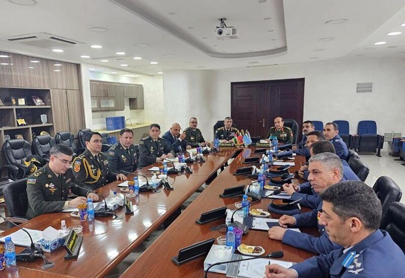 Закир Гасанов встретился с командующим ВВС Иордании