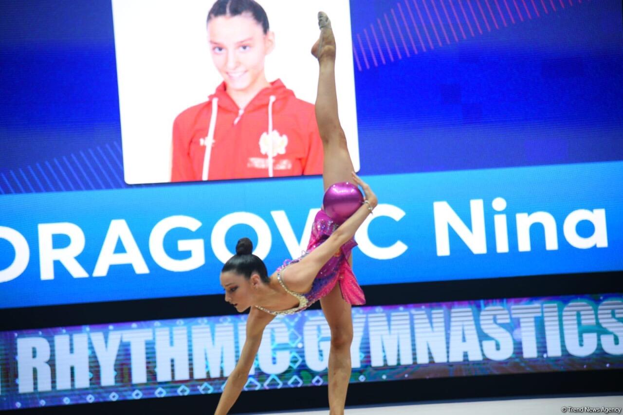 Первый день соревнований Кубка мира по художественной гимнастике в Баку