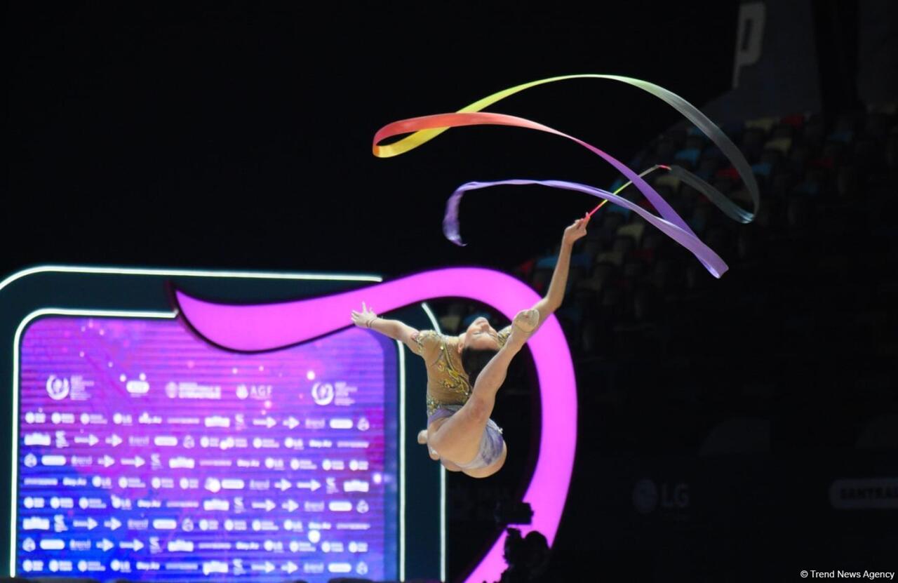Второй день соревнований Кубка мира по художественной гимнастике в Баку