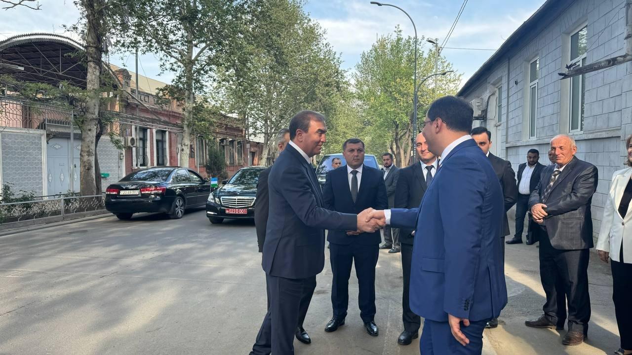 В Гяндже открылось Почетное консульство Узбекистана