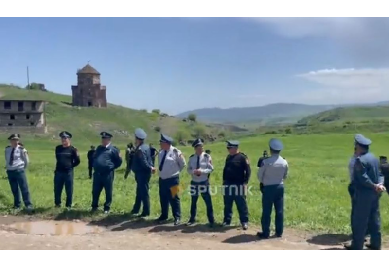 Напряженная ситуация во время протестов в Армении
