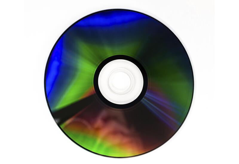 Созданы компакт-диски емкостью 200 терабайт