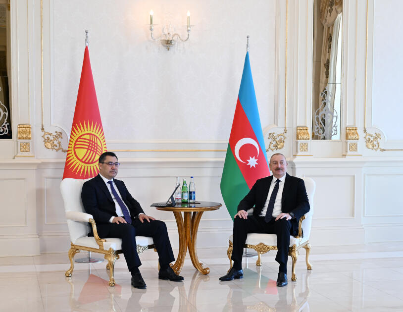Состоялась встреча Президентов Азербайджана и Кыргызстана в узком составе