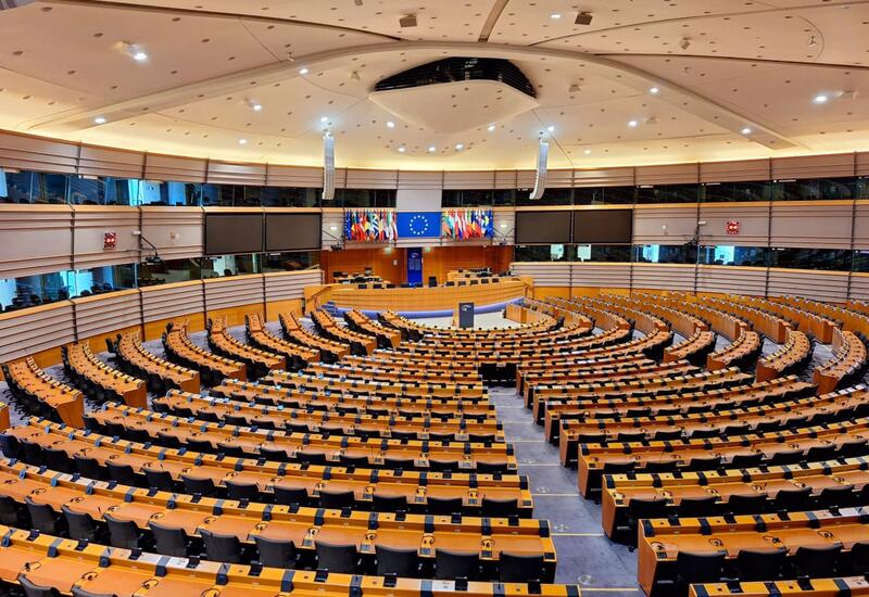 Европарламент стал пристанищем бездарей и приспособленцев