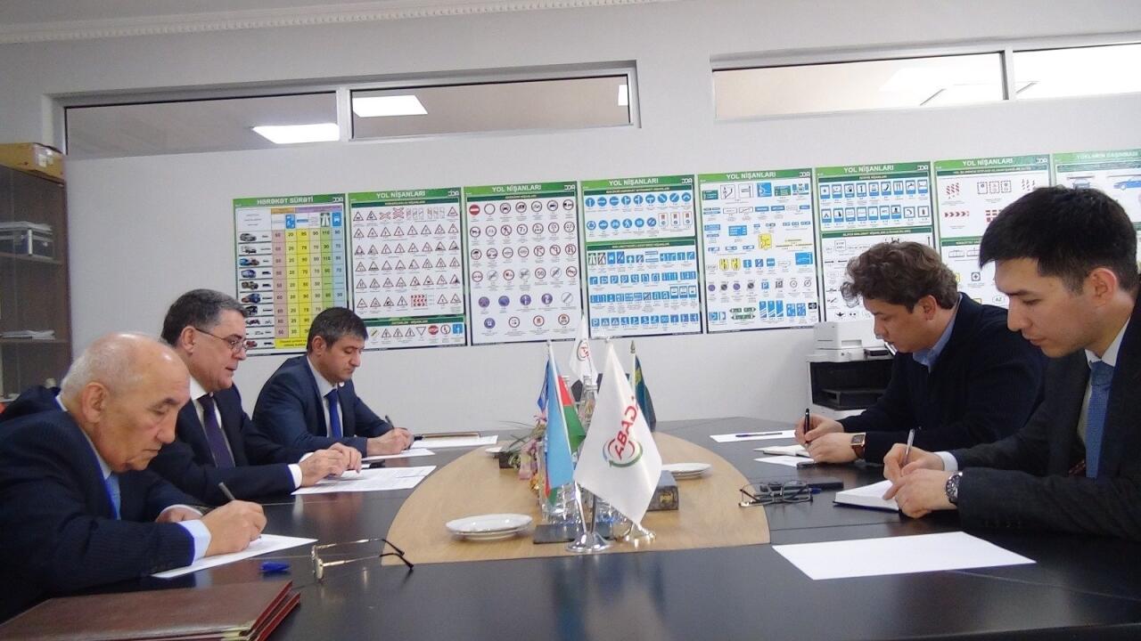Азербайджан и Казахстан подписали меморандум о продвижении Среднего коридора
