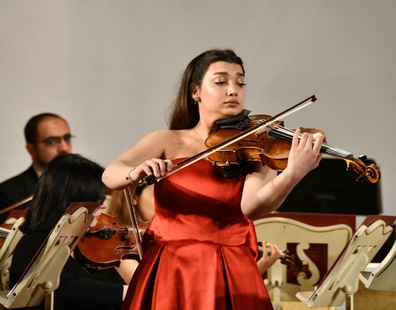 Каждая нота звучала идеально – концерт проекта "Yeni adlar" в Баку