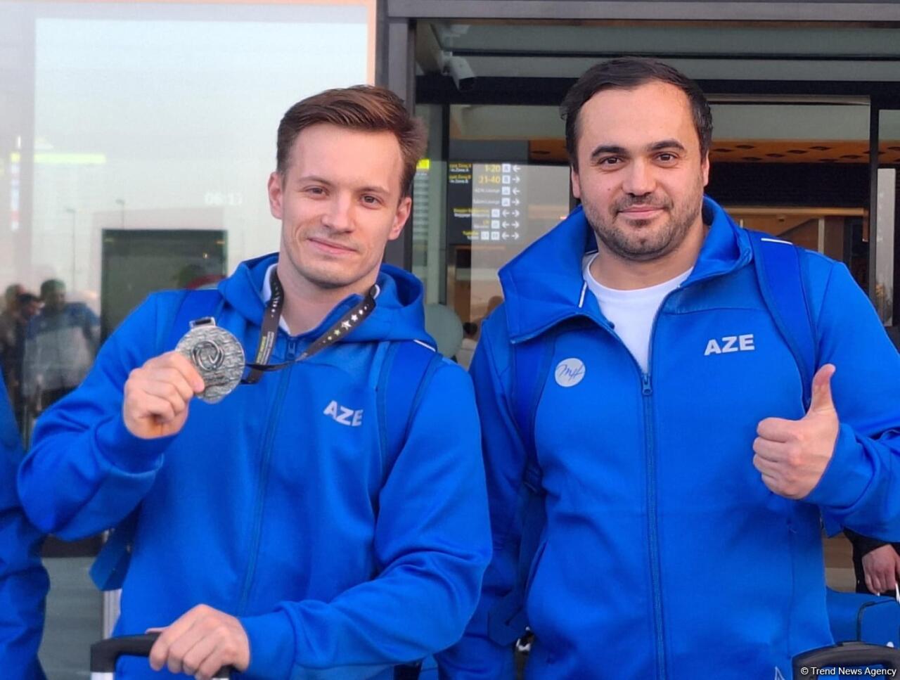 Азербайджанский гимнаст Никита Симонов привез на Родину историческую медаль
