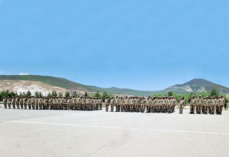 В Азербайджане начались учебные сборы с военнообязанными