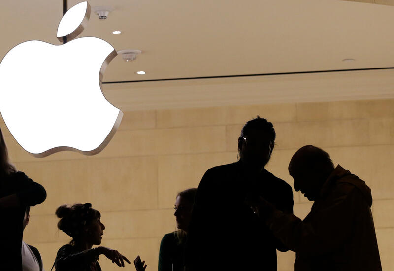 Apple проведет рекордный выкуп акций из-за плохих продаж