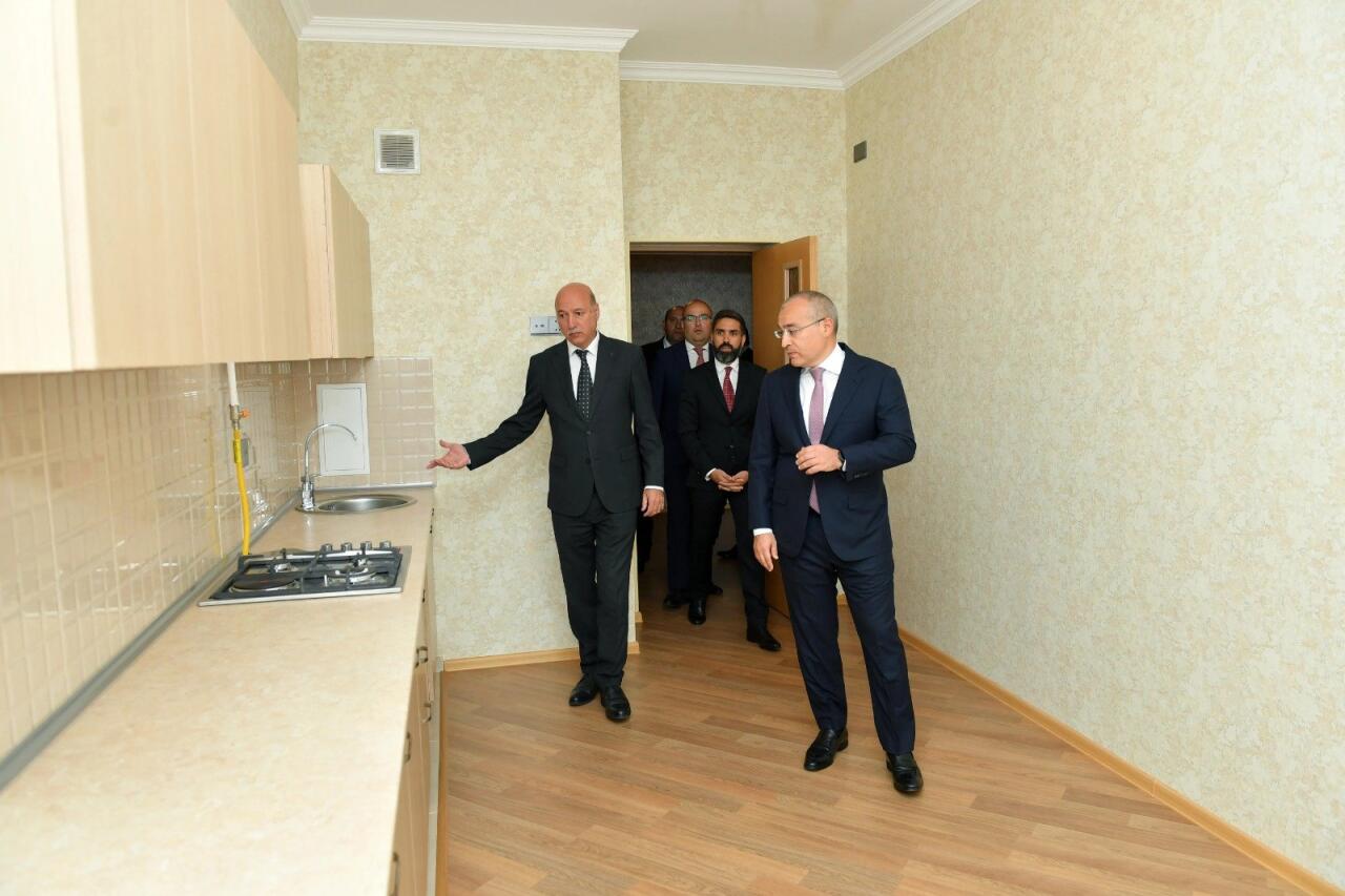 В Баку работникам нефтегазовой сферы предоставлены квартиры в новых домах
