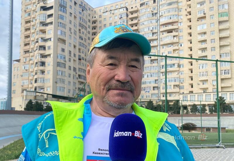 Навстречу Олимпиаде: казахстанский велосипедист из Баку отправился в Париж