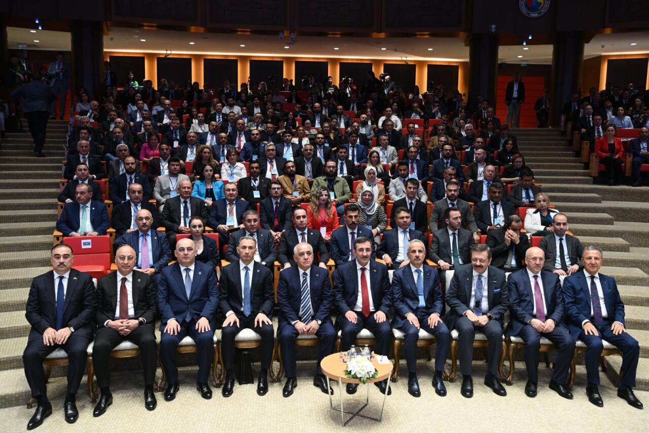 В Анкаре состоялся турецко-азербайджанский бизнес-форум