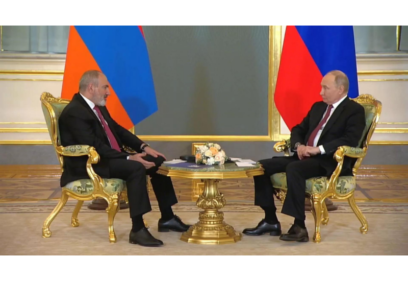 Состоялась встреча между Путиным и Пашиняном