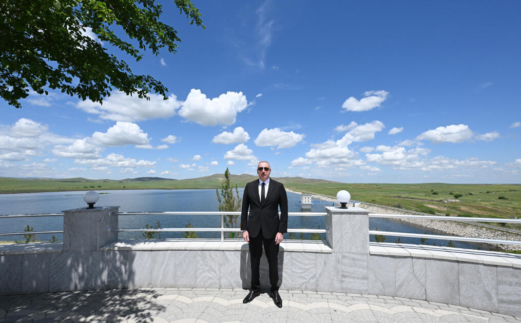 Prezident İlham Əliyev Füzuli rayonunda Köndələnçay su anbarları kompleksinin təmir-bərpadan sonra açılışında iştirak edib