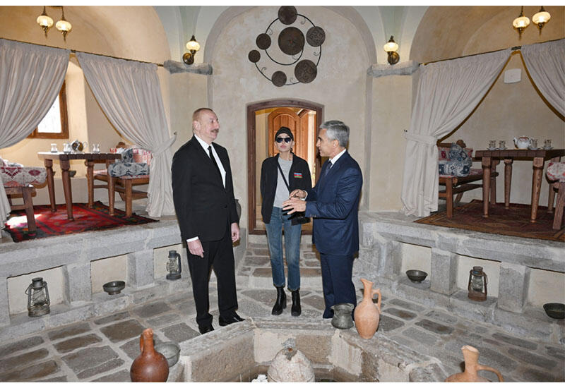 Президент Ильхам Алиев и Первая леди Мехрибан Алиева приняли участие в открытии после реставрации бани Ширин су в Шуше