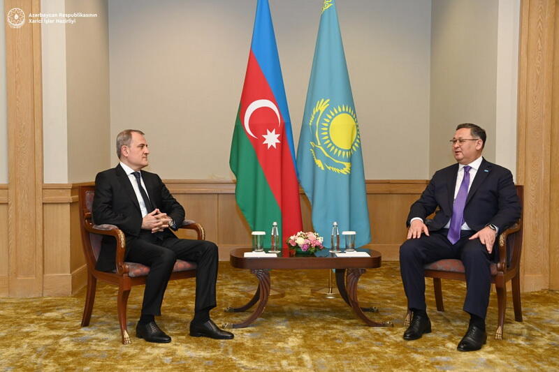 Состоялась встреча глав МИД Азербайджана и Казахстана