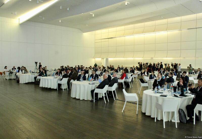 В Баку проходит семинар по подготовке отчетов о прозрачности