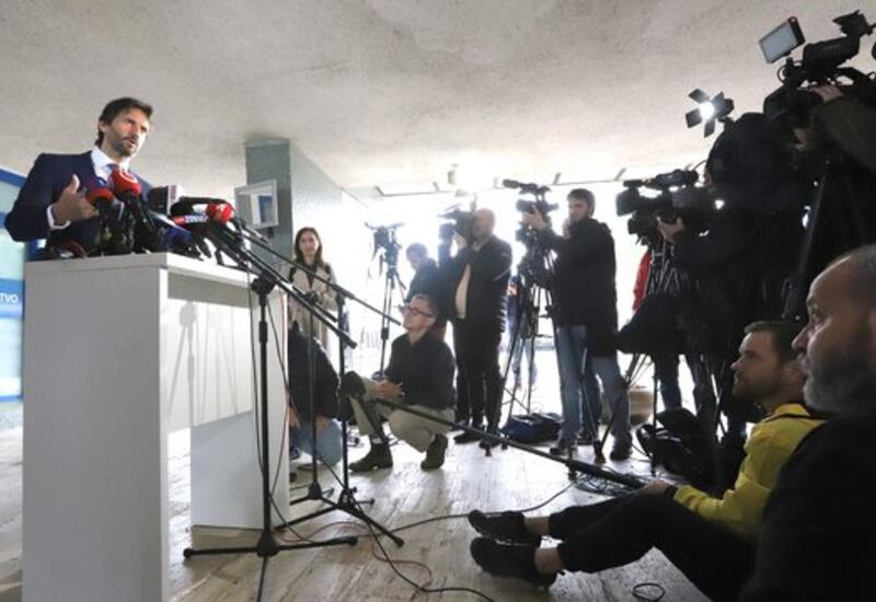 Партия Фицо отказалась от "круглого стола" с парламентскими партиями Словакии
