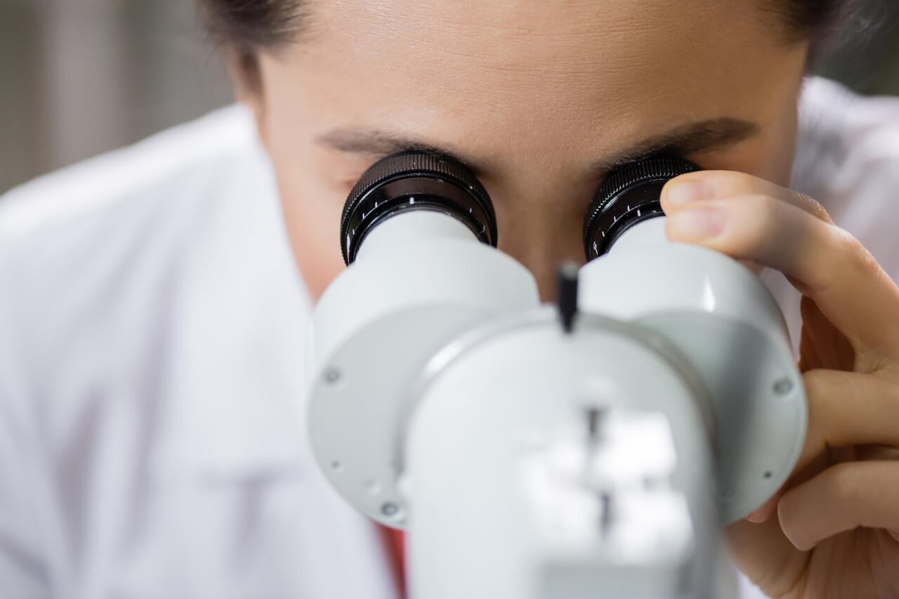Коронавирус может вызывать проблемы со зрением