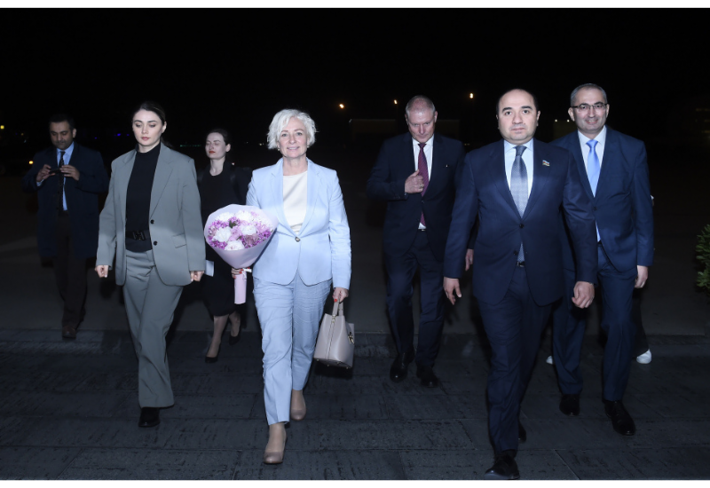 Председатель парламента Латвии прибыла в Азербайджан